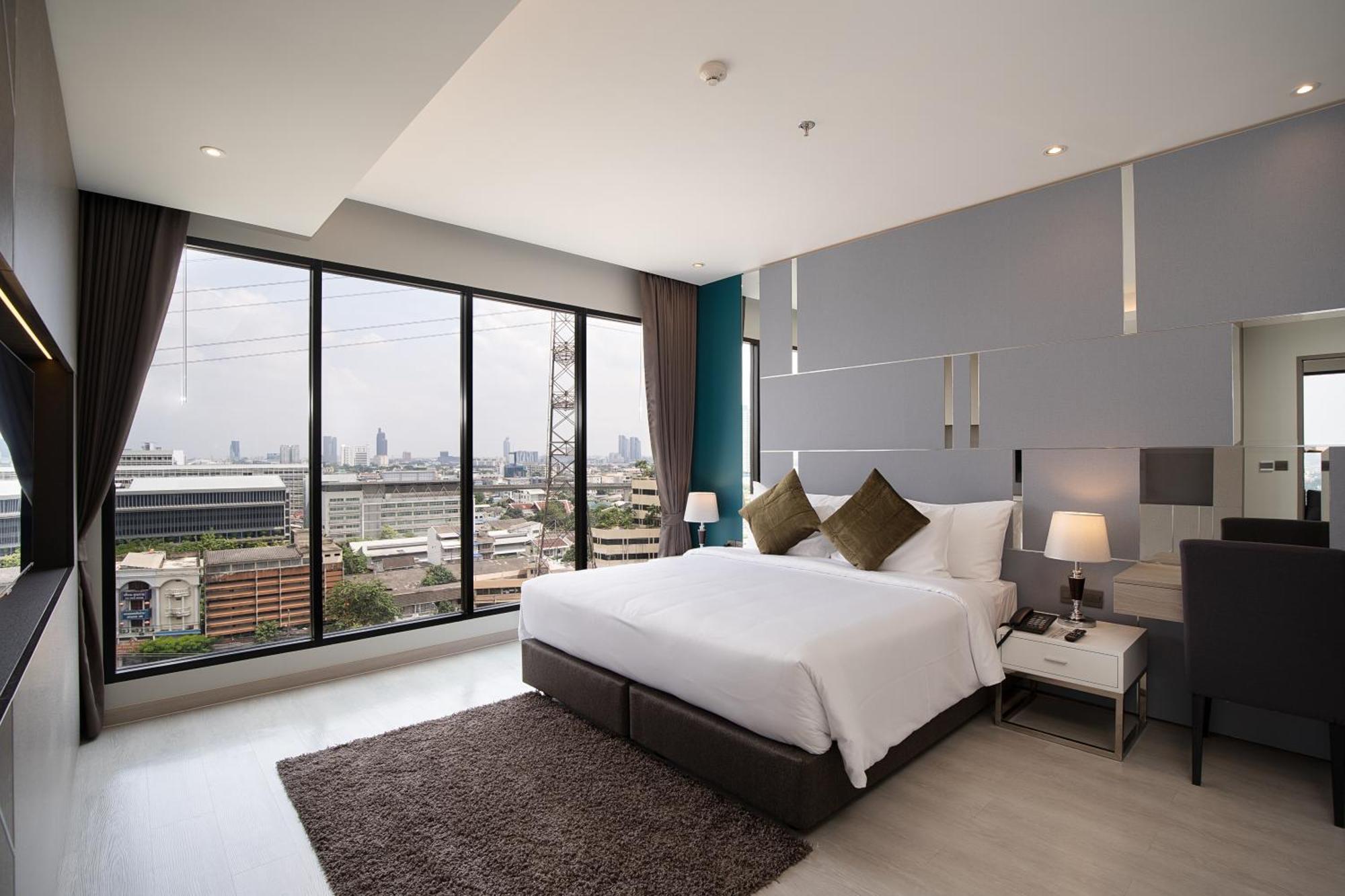 Thaya Hotel Bangkok Exteriör bild